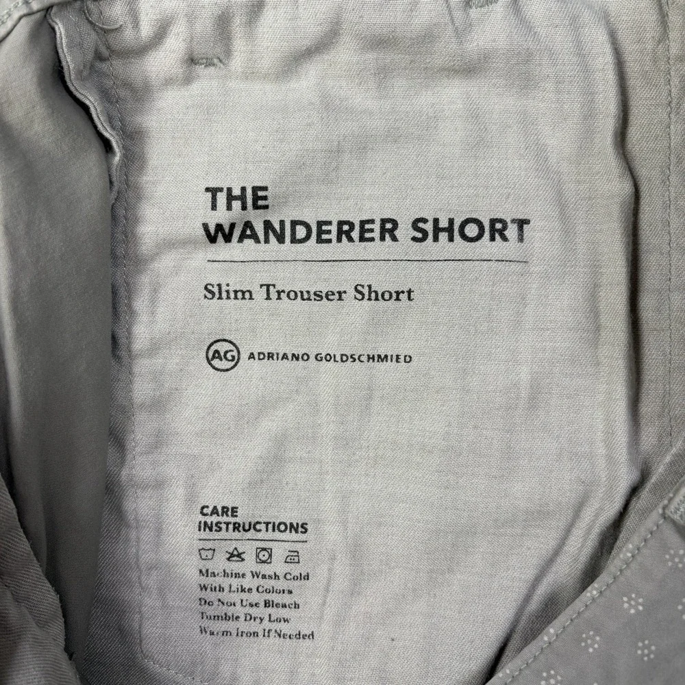 AG Adriano Goldschmied Wanderer Slim Trouser Shorts Mens Size 40 Light Grey